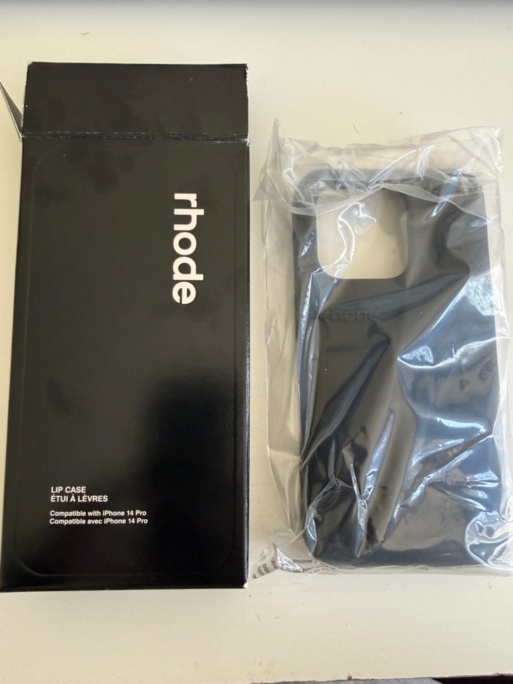 New in Box RHODE Black Lip Case for iPhone 14 Pro